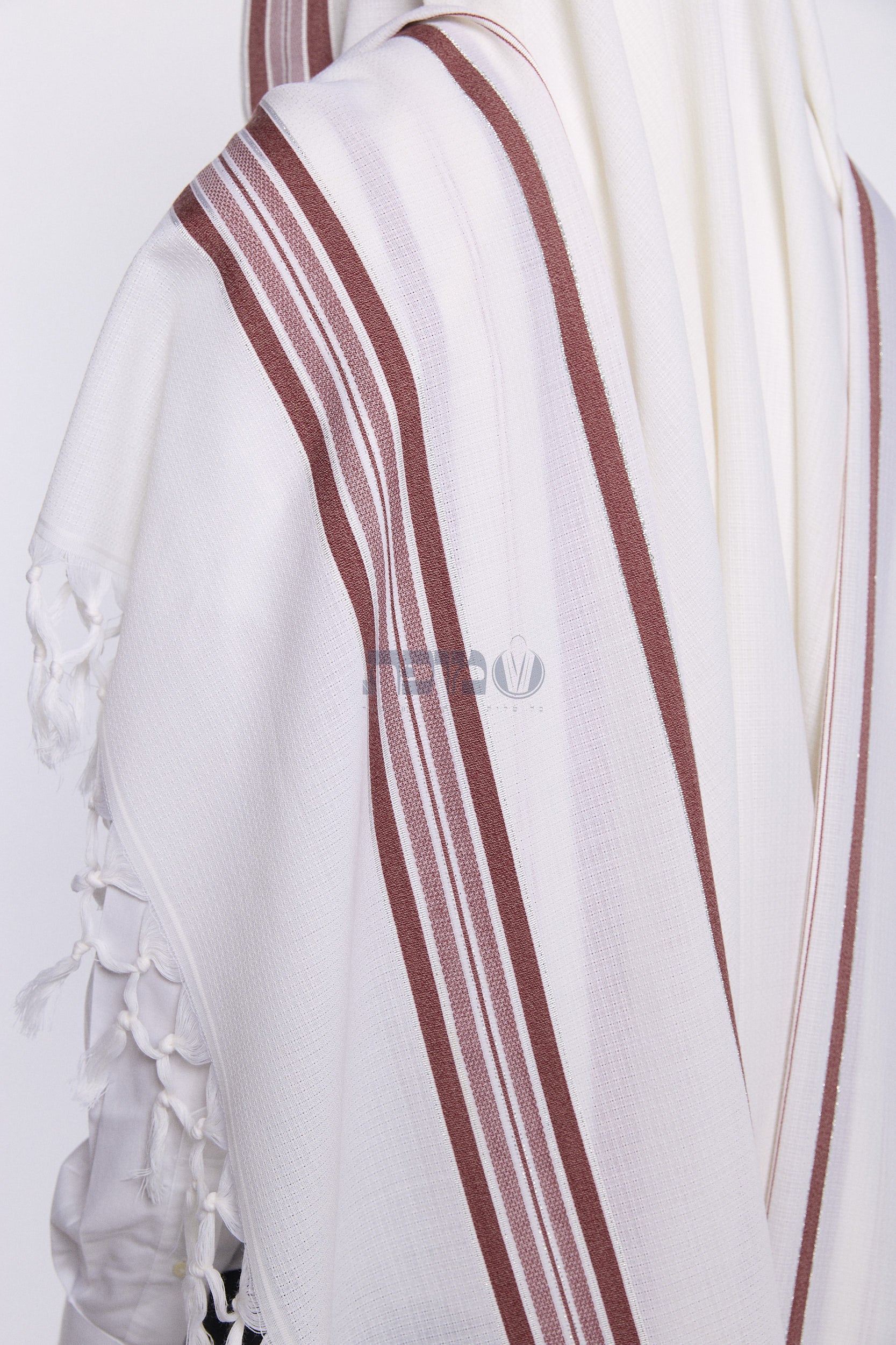 Mofet Wool Tallit - Hallel/Luxurious Weave Design (TAL-WOH)