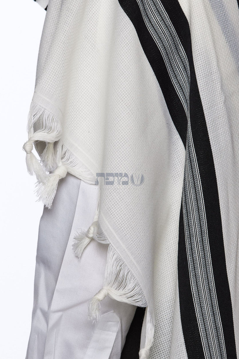 Mofet Wool Tallit - Hallel/Luxurious Weave Design (TAL-WOH)