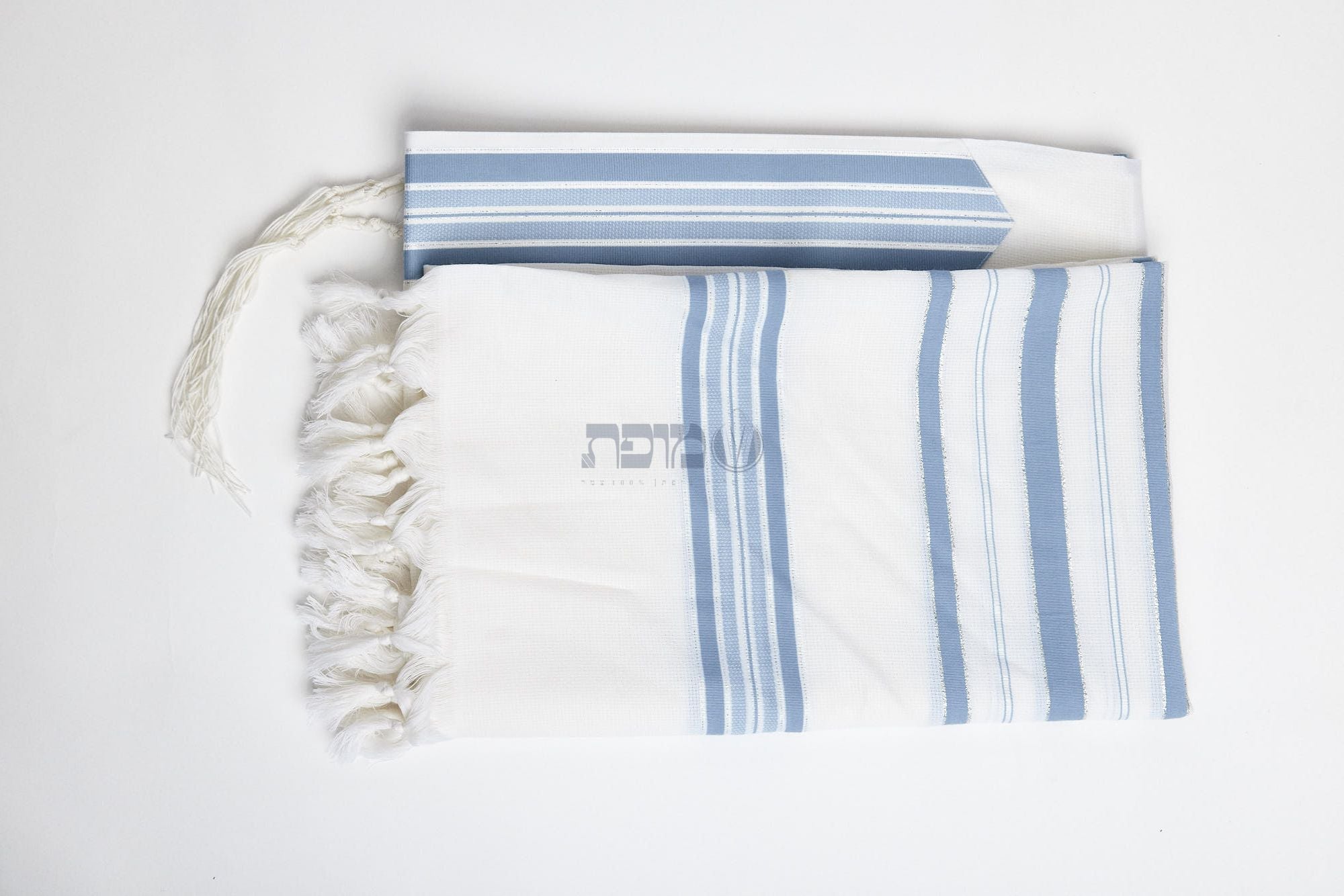 Mofet Wool Tallit - Lamenatzach/Non-Slip Weave Design (TAL-WOL)
