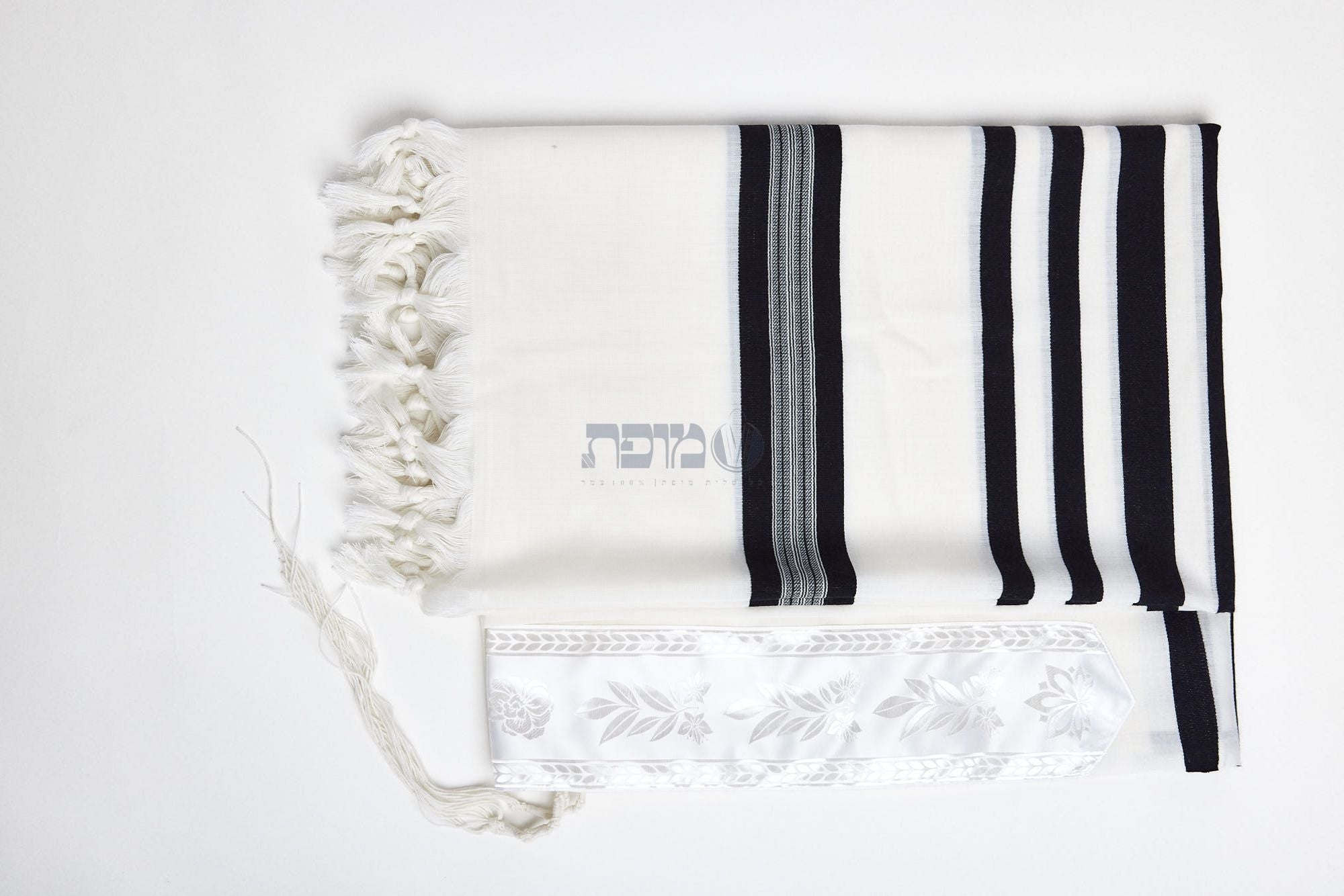 Mofet Wool Tallit - Modim/Clean Design Black Lines (TAL-WOM)