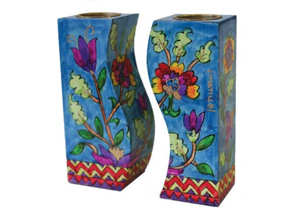 Flower Design Fitted Candlesticks