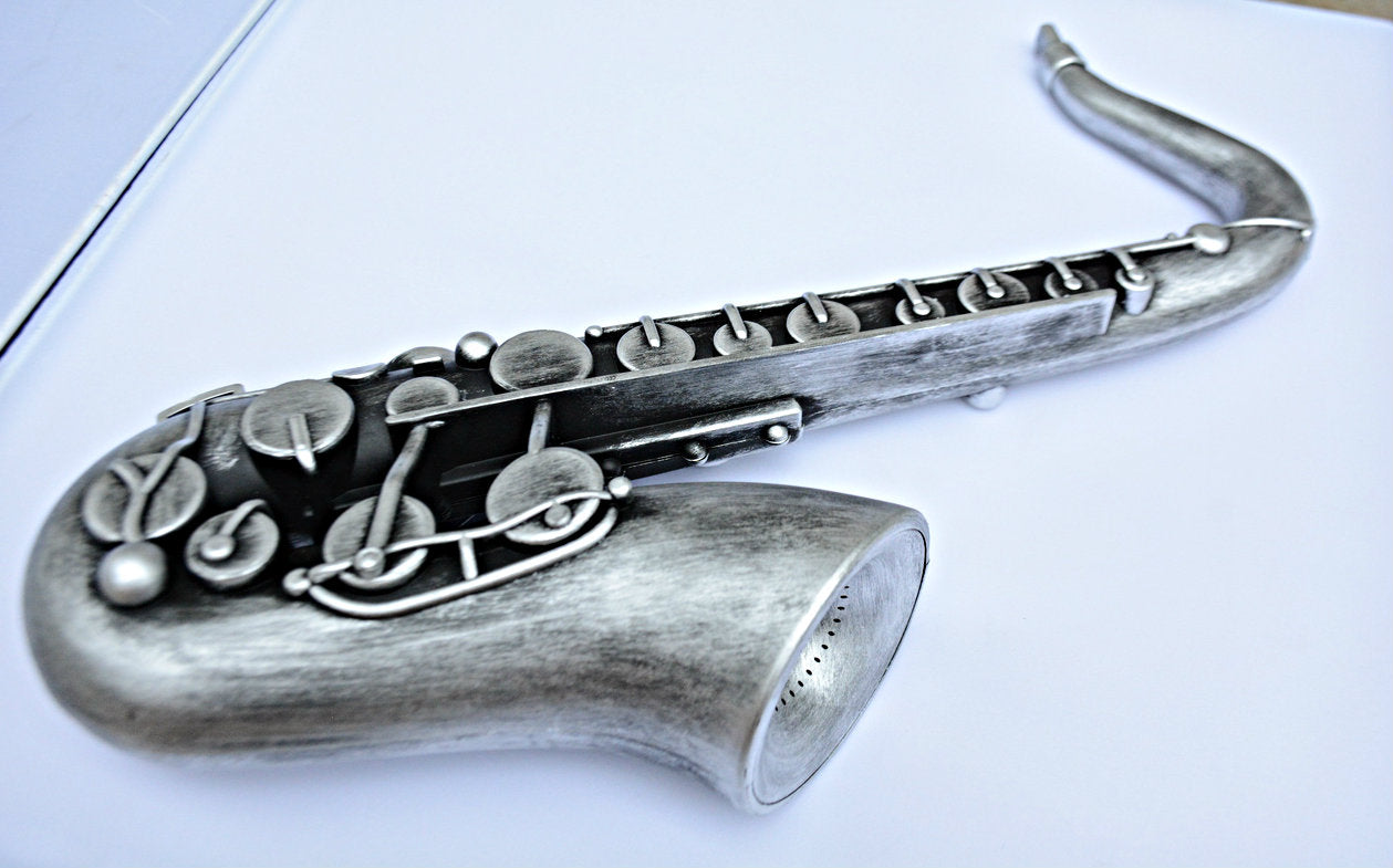 Plastic Trumpet Decoration (BXL1901)