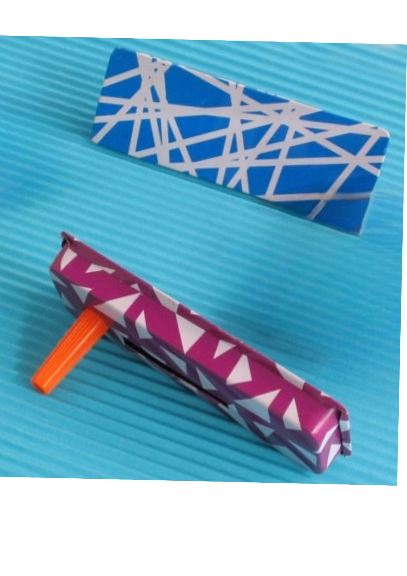 Assorted Metal Graggers 50 Per Box GR-TIN50