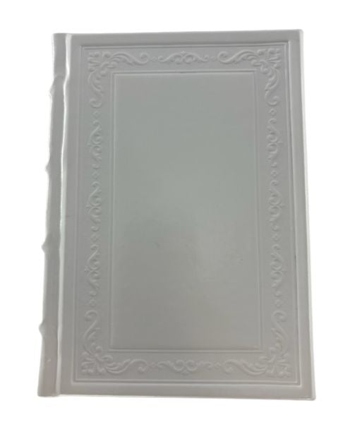 Machzor Orot Leather Antique 2 Volume open Slipcase Set White 2026 (BK-ORML2W)