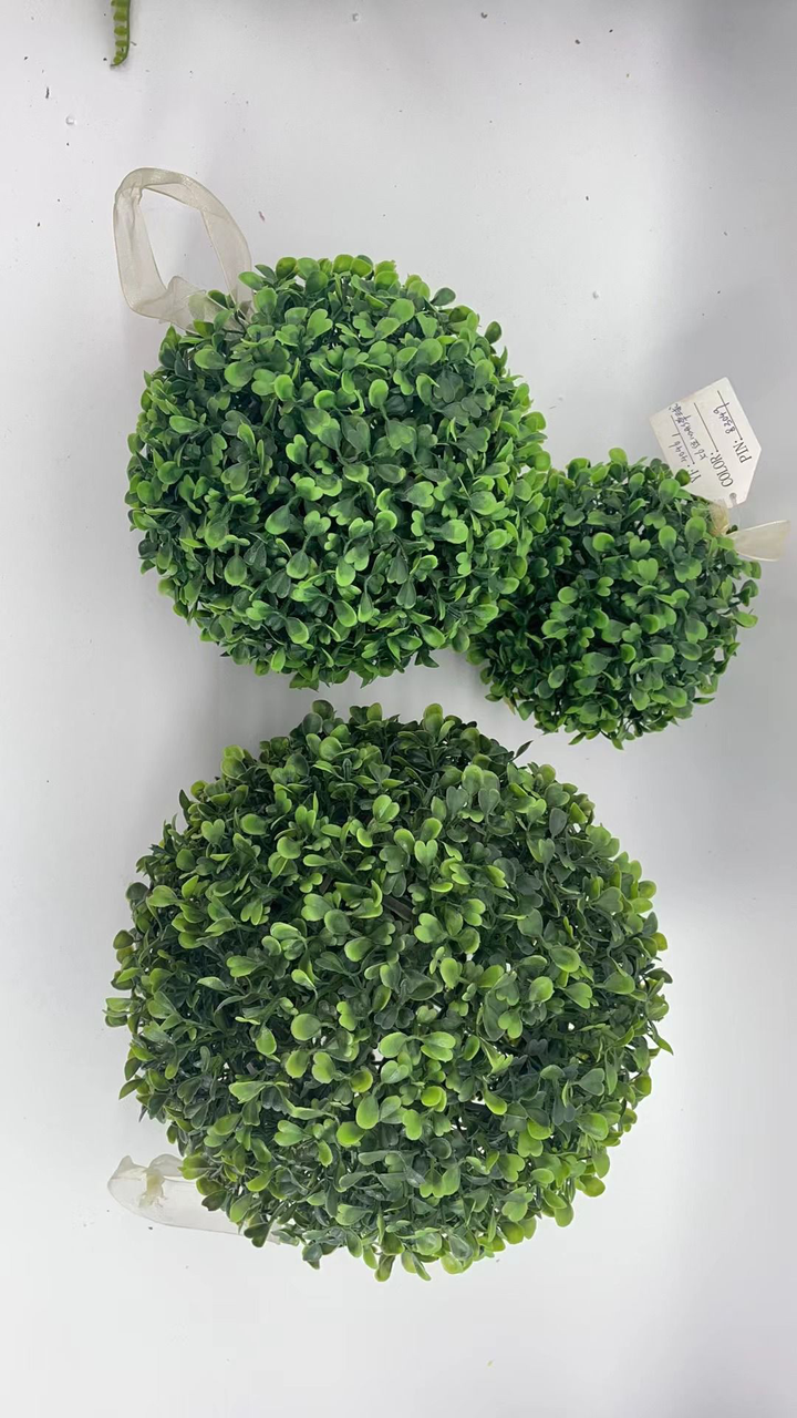 9" Green Boxwood Leaves Ball (CLA-2022127)