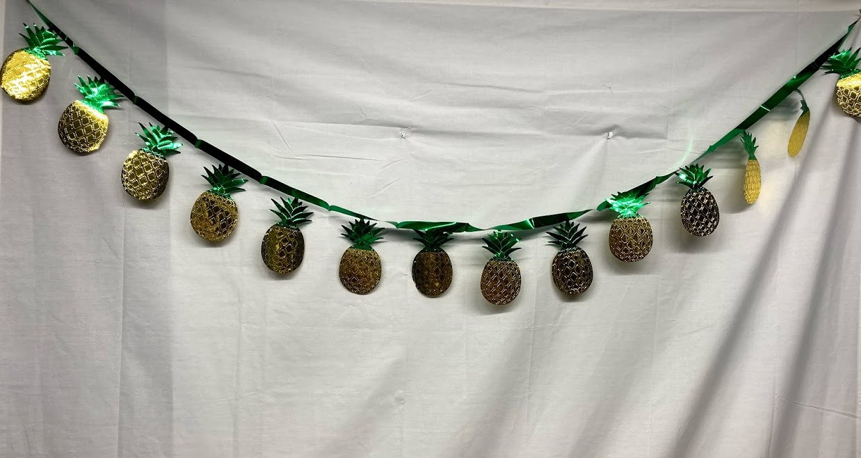 7' Foil Pineapple Chain Pack of 12 (72001)