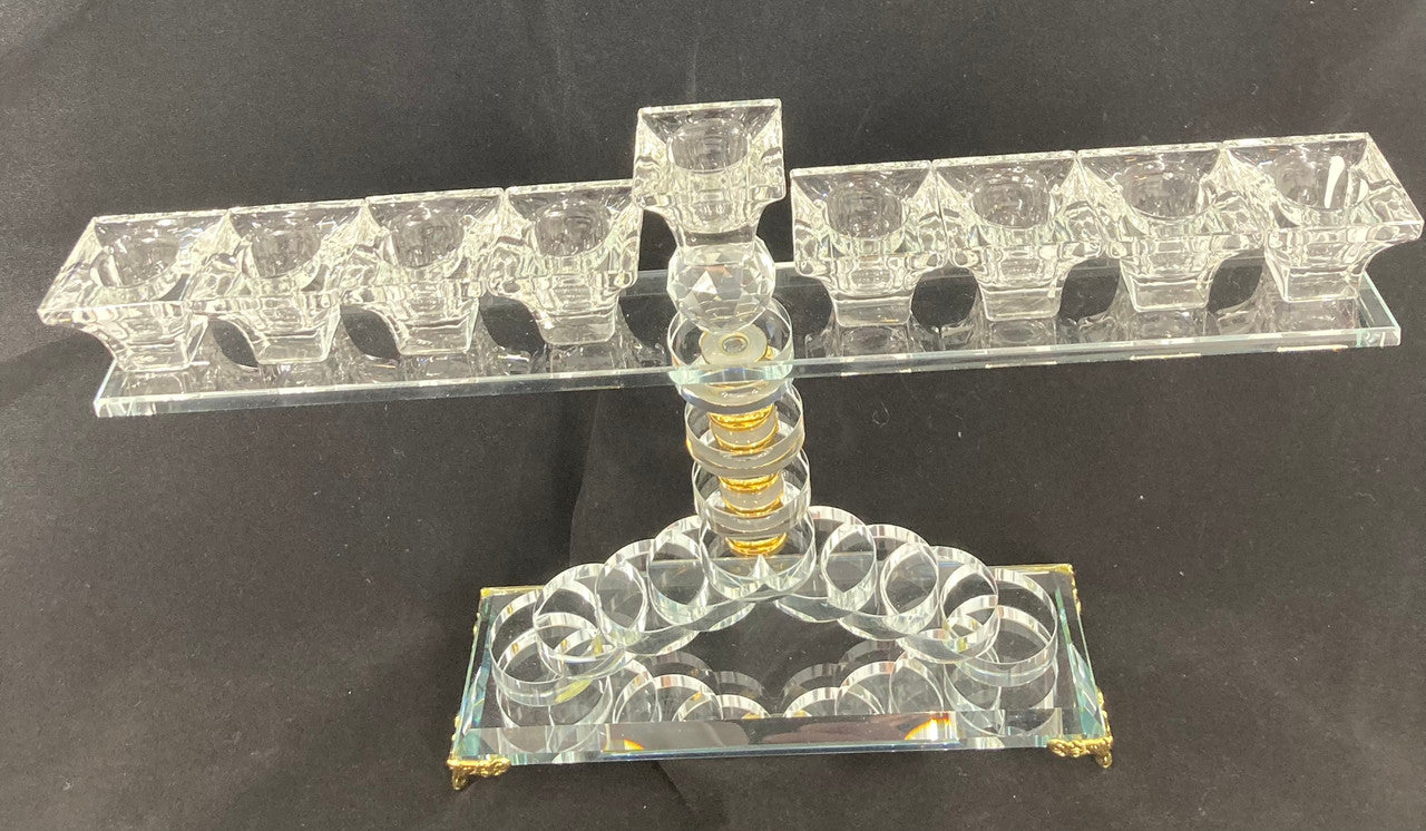 Crystal Menorah w/ Gold Feet-Circle Design 14"x8"h (M-X4967)