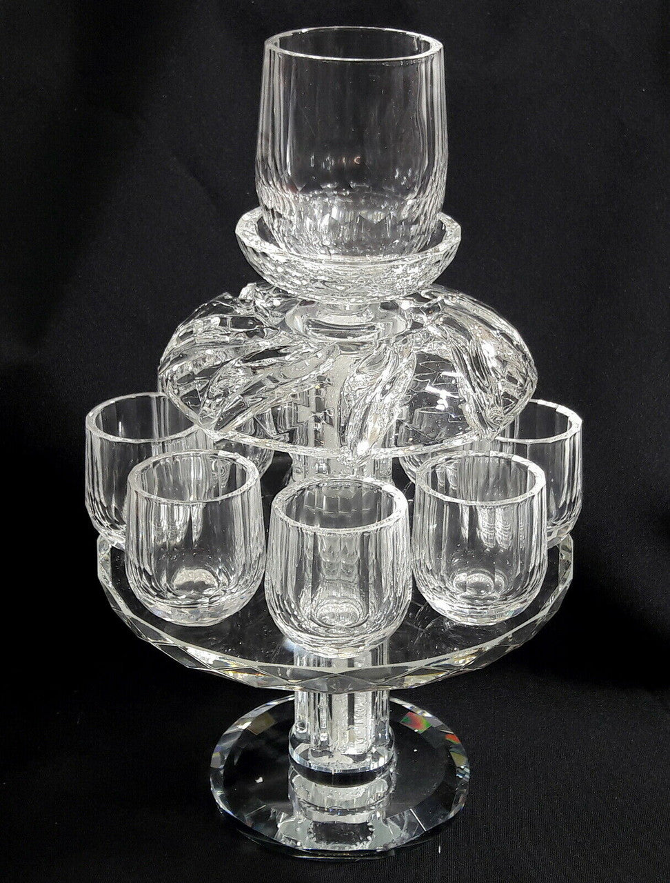8 Cup Crystal Kiddush Fountain On Foot  (SHB-12758)